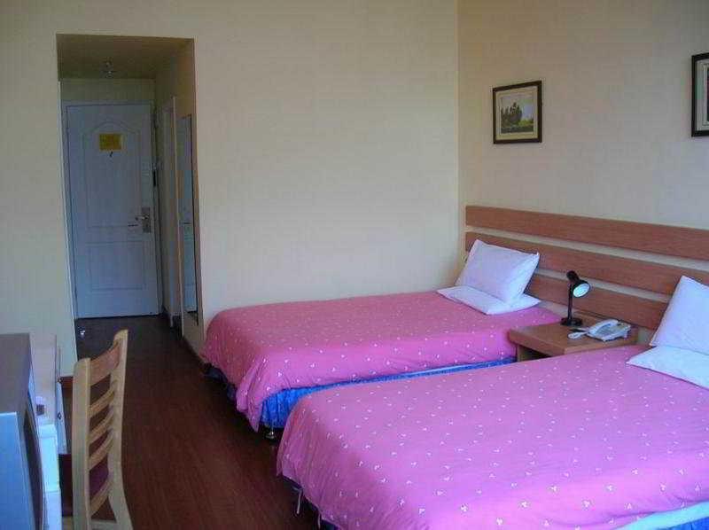 Home Inn Beijing Xiaoxitian Екстер'єр фото