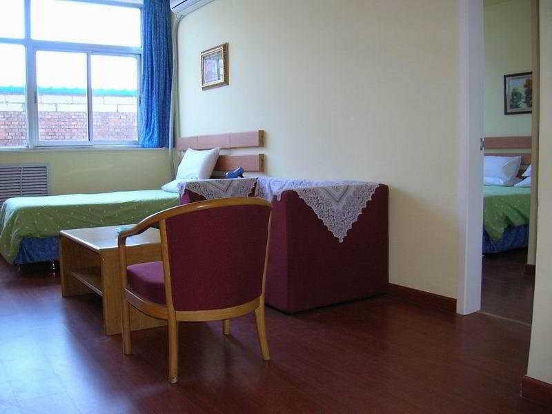 Home Inn Beijing Xiaoxitian Екстер'єр фото