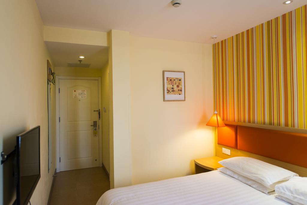 Home Inn Beijing Xiaoxitian Екстер'єр фото