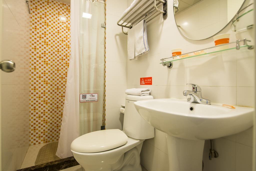 Home Inn Beijing Xiaoxitian Екстер'єр фото